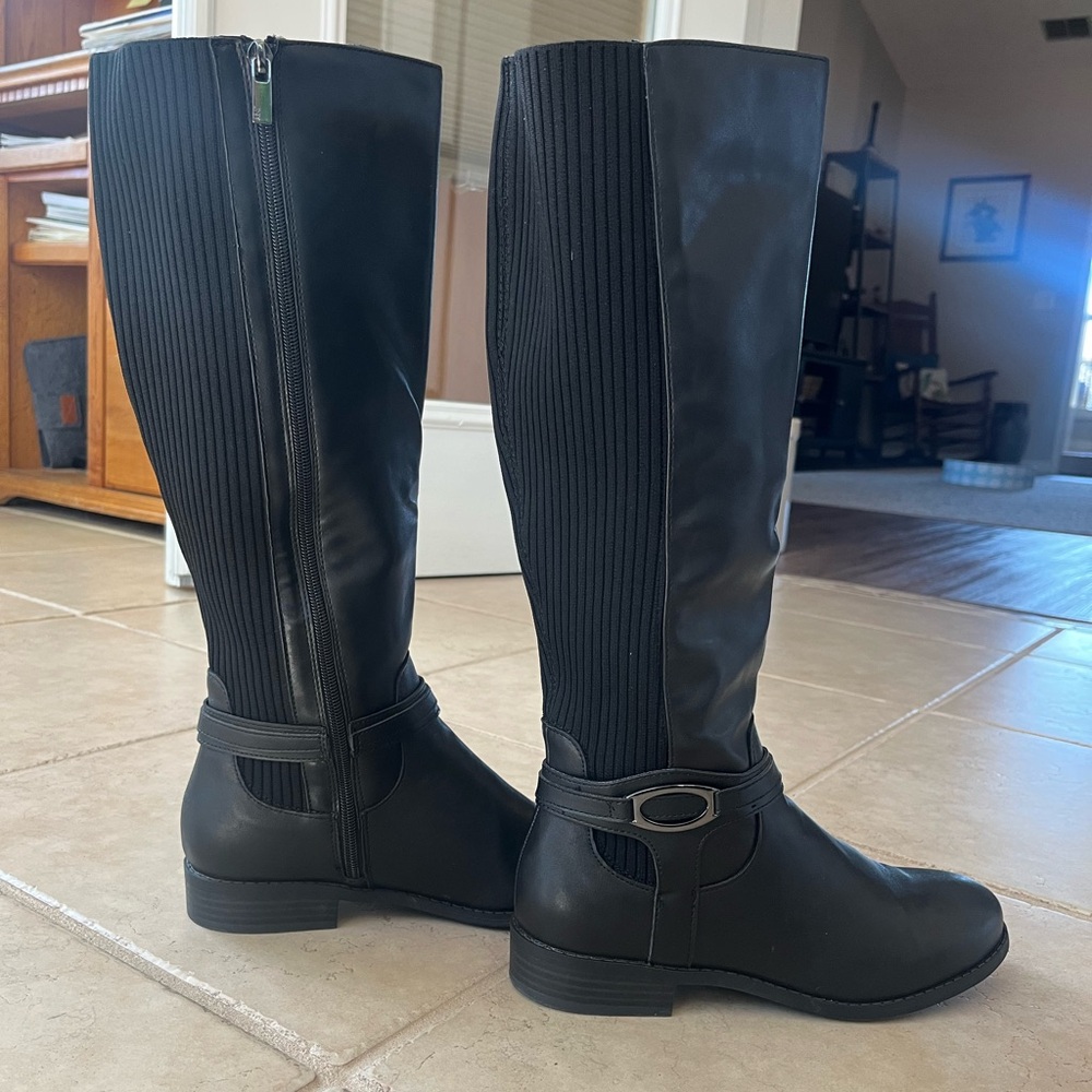 Women’s Jones New York Edilia Boots (size 8M)